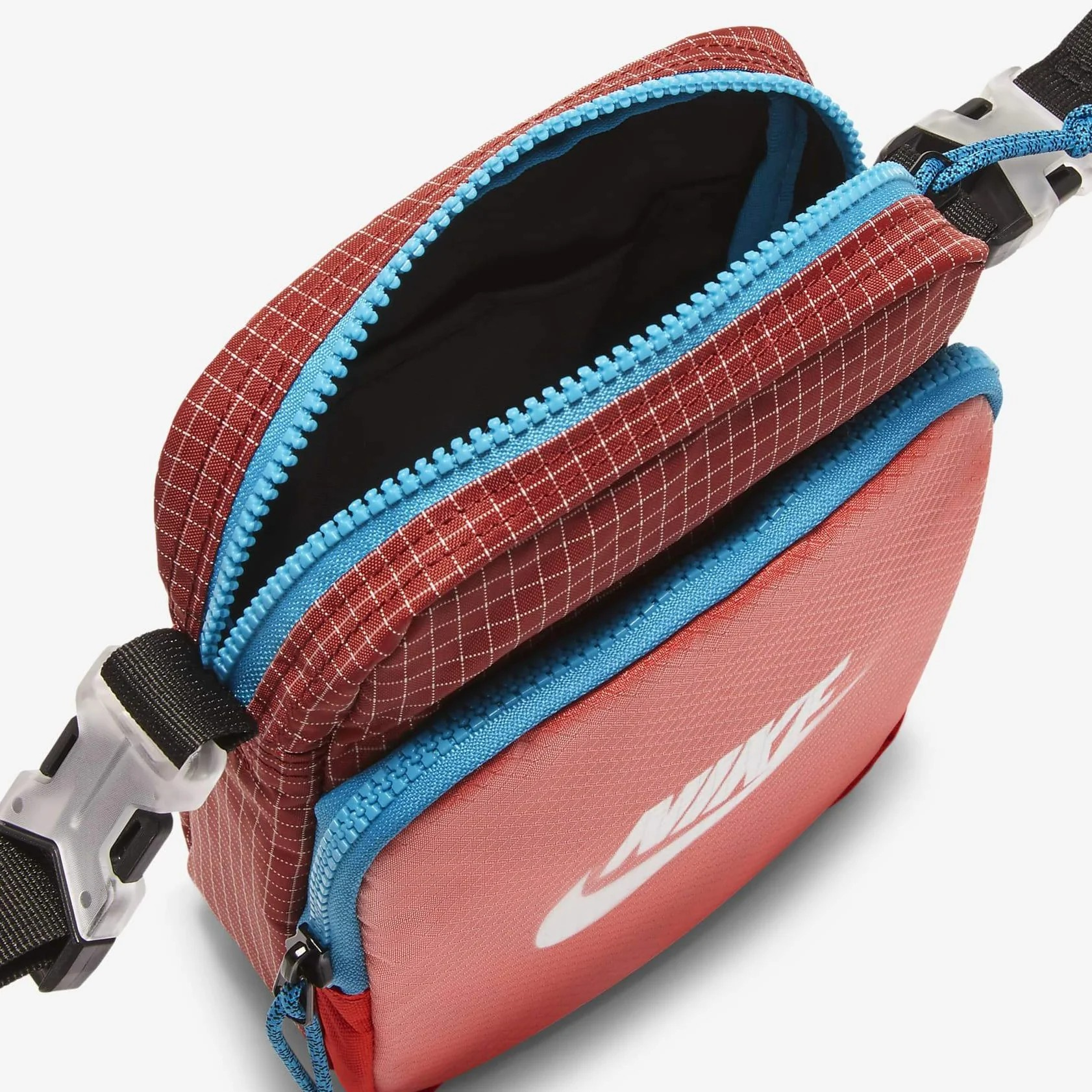 Nike Air Heritage 2.0 Sling Bag (Chile Red/Dark Cayenne)